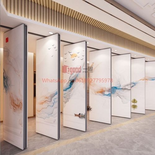 آخرین راه حل های شرکت در مورد برای یک دیوار متحرک که از بالای آن آویزان است، امنیت اولویت اول است