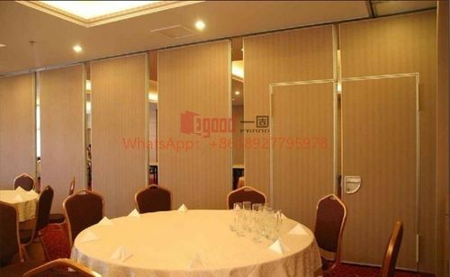 آخرین راه حل های شرکت در مورد استفاده از یک پارتیشن کشنده برای تبدیل سالن هتل به یک 