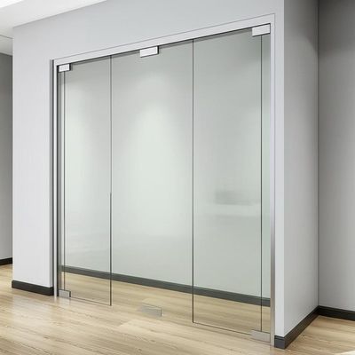 قیمت خوب Single Glazed Aluminium Frame Glass Partition Wall with Sound Insulation 30-42dB and Top Supported Manually Operated Design آنلاین