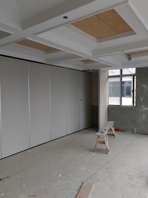 ضخامت 105CM MDF پارتیشن های پنل قابل اجرا برای اتاق جلسه سفارشی شده
