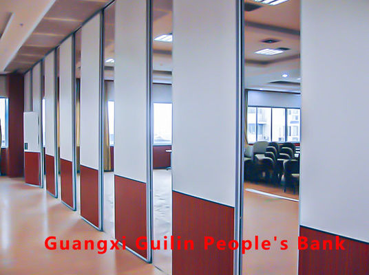 قیمت خوب Customized Operable Partition Wall with Top-Hung Design and High-Quality Materials for Up to 18M Height آنلاین