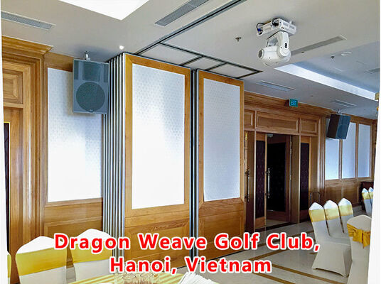 قیمت خوب Sliding Movable Partition Wall with Dupont POM Roller Magnetic Seal and Jack Lifting Mechanism آنلاین