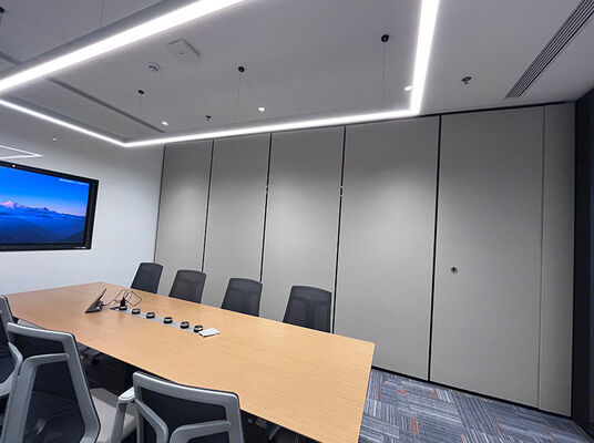 قیمت خوب Commercial-Grade Movable Partition Wall with Galvanized Square Tube Keel Fold-Away and Suspending Design آنلاین